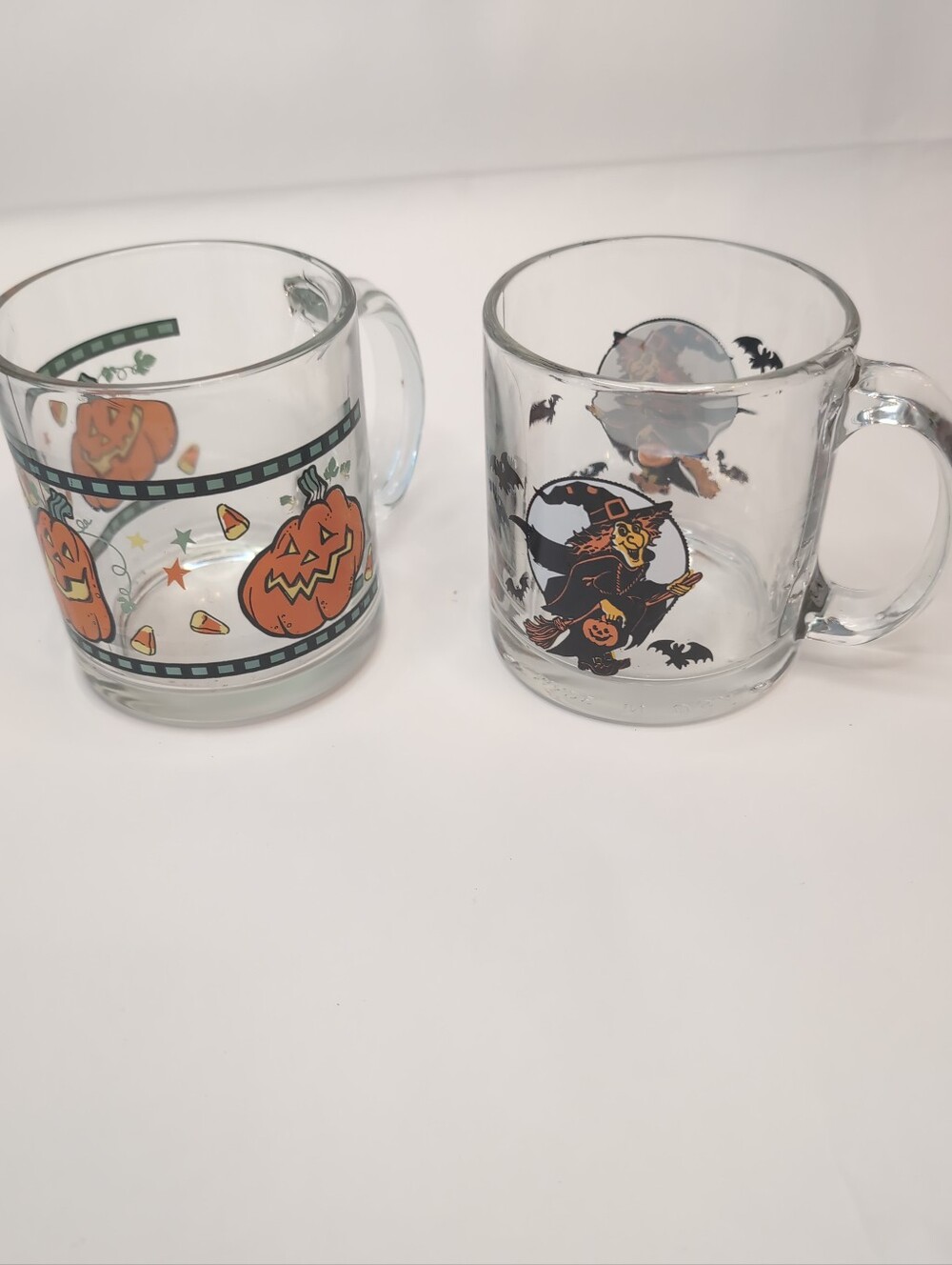 Vintage 1980's Luminarc Halloween glass mugs. Witch And Jack-o-lantern